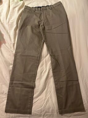 Docker’s Straight-Fit Men’s Khaki Pants